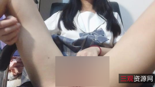 喵喵沂禾火爆版私拍3套合集7.11GB内容满满