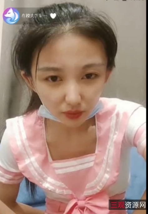 百度云哆哆在校直播偷录合集96v39.3g补档含洗澡天生媚态腰臀比0.7