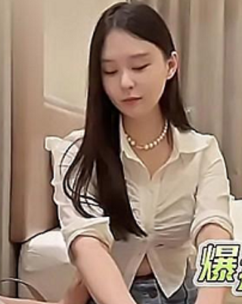 某站大熊12优质馒头一线天视频1.22GB太酥麻了