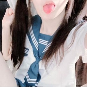 福利姬呆呆兽定制：JK小妹自拍道具秀[37V700M]