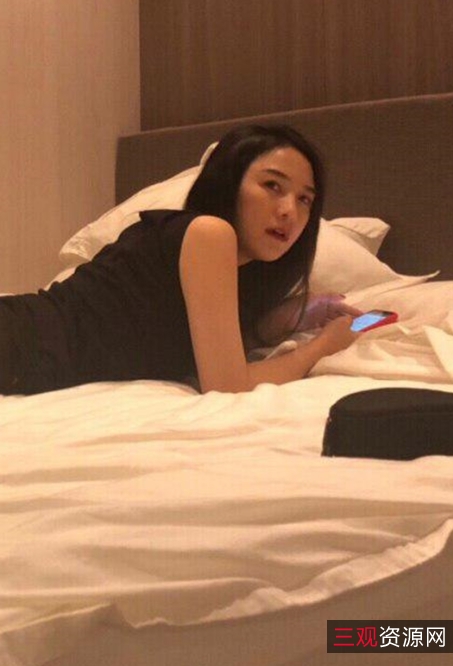 特莱莎居家日常推特合集8.86G翘臀福利