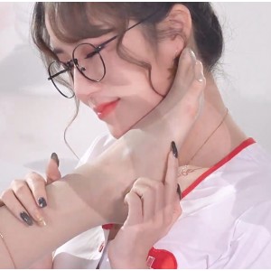 小智贤汐汐医护双姝白丝密室1V0.7G绝密档案