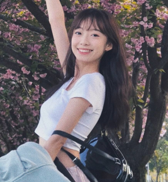 706M清纯大学生互动视频泄密14部太诱人