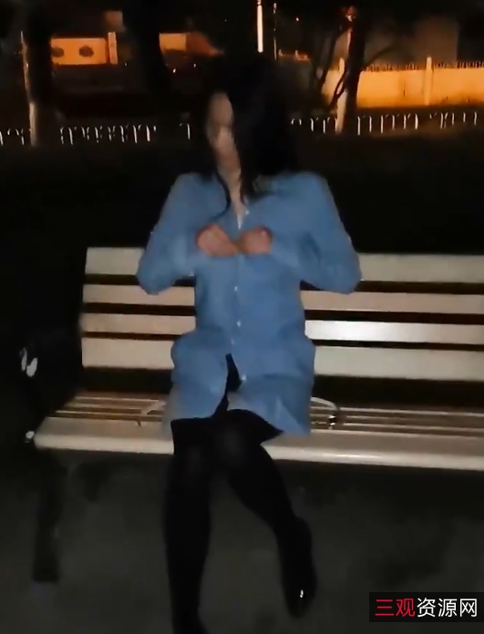 草莓穆斯经典展示界合集49部901m太诱人