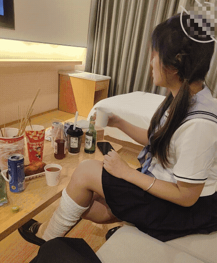 推特排骨兄妹禁忌作品合集0.6G劲爆展示