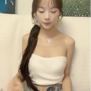 彩色小熊283部魅惑直播超顶合集256G纯欲天花板