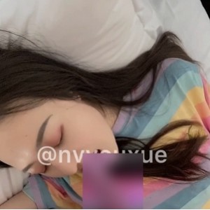 推特潇潇热舞合集20V9G绝顶身材