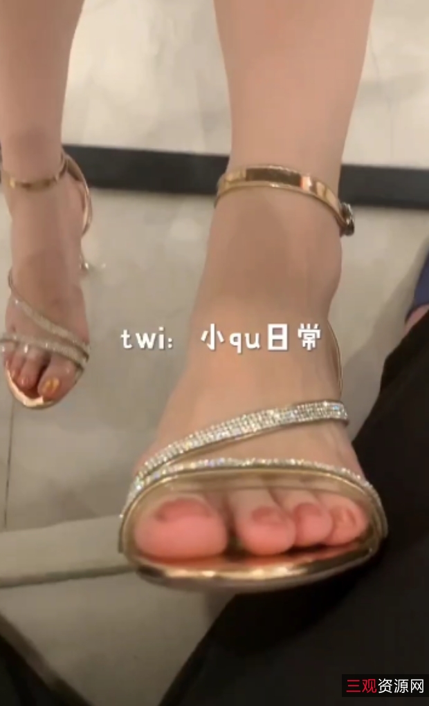 优享福利站ququ诱惑足日记15部3G太感觉