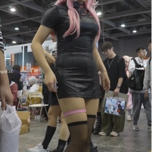 xxn361旗袍条纹外穿肉丝开衩诱惑532MB太顶了