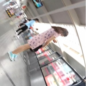 火爆街头抄底会员作品合集TTK9部8.5G