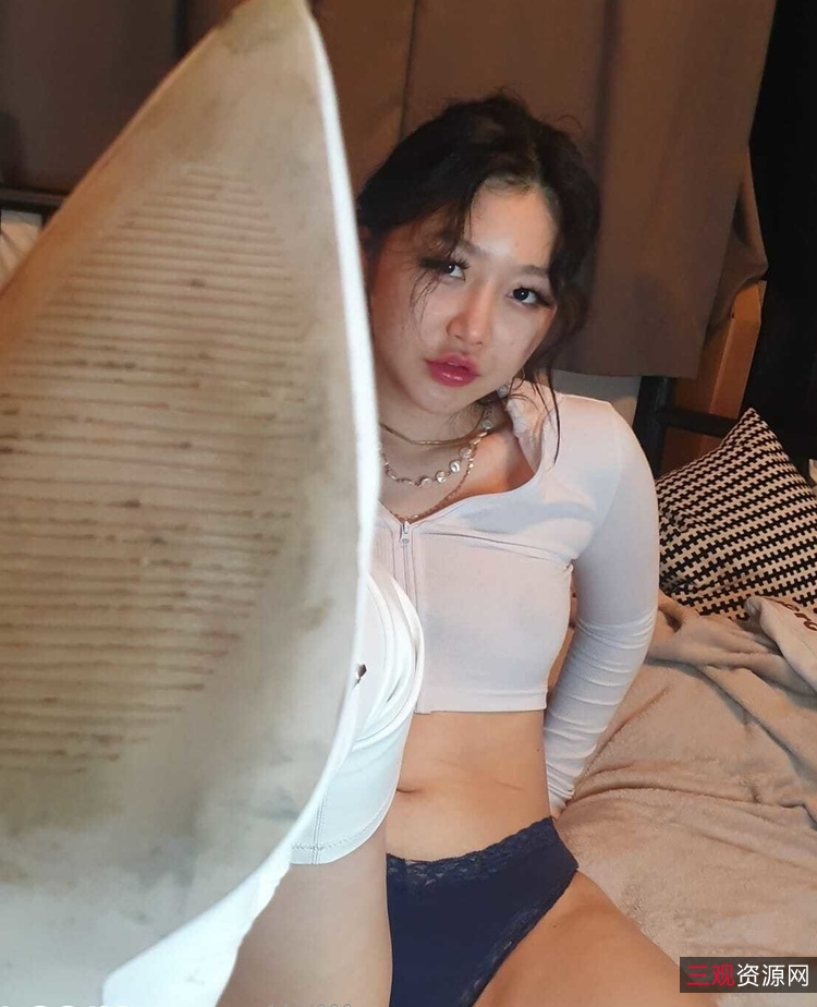 OF混血shaixbi私拍33V劲爆展示1.49GB丰腴