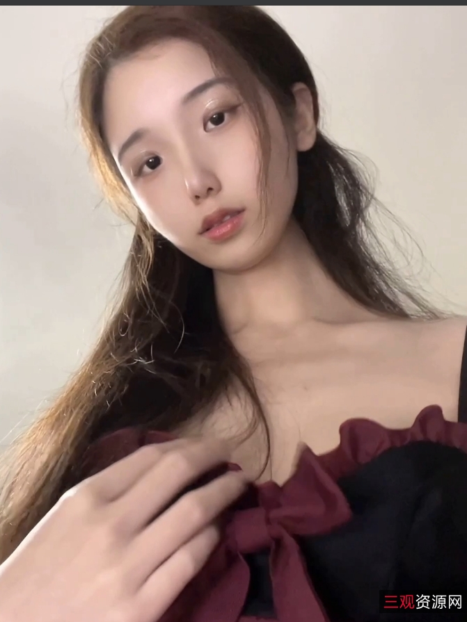 推特果冻小姐私密珍藏版9部222M意外展示