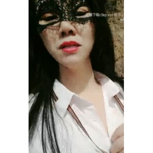 私下收藏格格女老板独家视频50V32G难抵诱惑